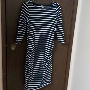 Old navy maternity bodycon dress